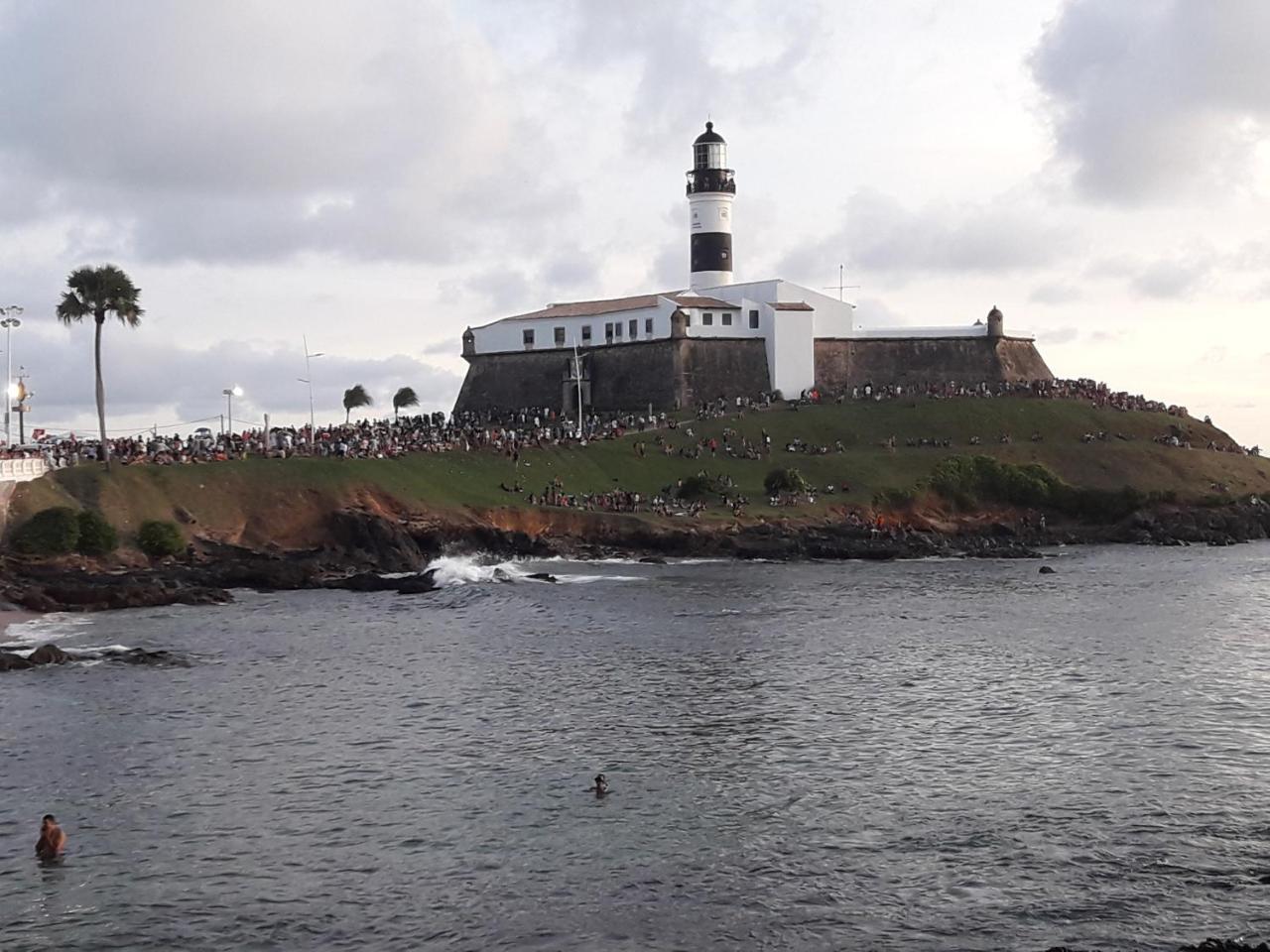 Salvador Surf Hostel Экстерьер фото